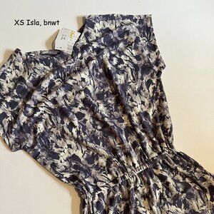 XS Lularoe Isla cross back dress, purple and white flowers